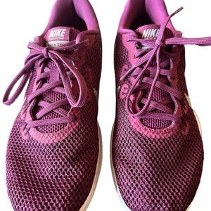 Nike Women's Berry Mesh Athletic Shoes